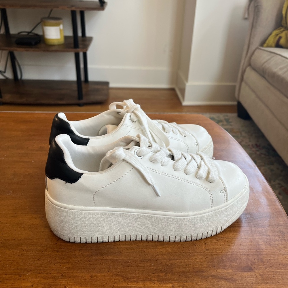 steve madden white platform sneaker size 6